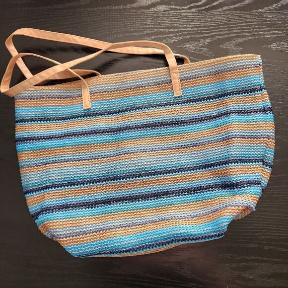 NWOT Avon Woven Shoulder Lined Beach Bag 17x11x4 - Picture 1 of 5